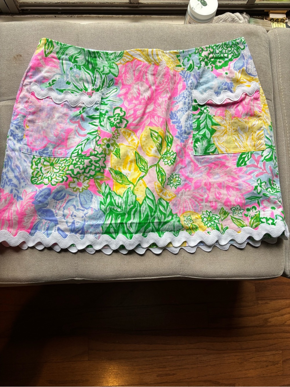 Lilly Pulitzer White with Yellow and Green Floral Print Skort